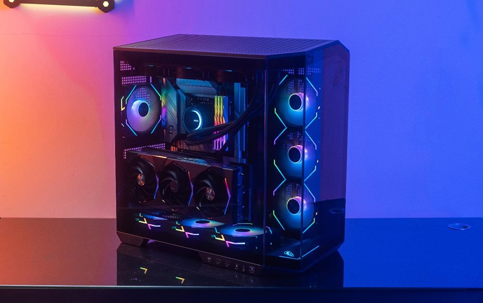 Various colours and effects can be configured for each fan or zone